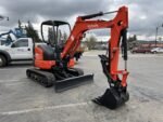2026 Kubota U35-4 (STANDARD) includes coupler, hydraulic thumb, dig bucket