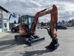 2026 Hitachi ZX35U-5N (CAB BASIC) Blade, cab, heat, A/C, 5'8" stick, thumb, coupler, and dig bucket included - Image 4