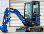 TYPHON 18 FLEX PRO 1.8 Ton Mini Excavator USA with 12 attachments - Image 4