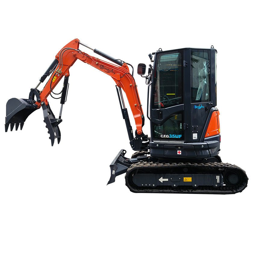 1_8f0af7e3-4689-4f66-acfa-755250ca5601 2.8 Ton, Kubota Diesel Engine Mini Excavator w/ Hydraulic Thumb | CFG35UF - Image 1