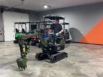 KYMRON® XH14-2 Pro Mini Excavator (w/ Side Swing Boom & Retractable Tracks) - Image 8