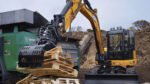 90Z-2 Cab 8.9T Mini Excavator - Image 3