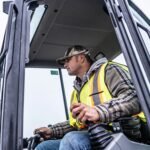 E40 Compact Excavator - Image 4