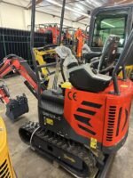 1 Ton, Upgraded Mini Excavator w/ Pilot Control & Swing Boom & Hydraulic Thumb | AGT-DM12X-C - Image 11