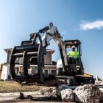 E32 Compact Excavator - Image 16