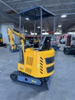 1 ton, 13.5HP RATO Mini Excavator w/ pilot control system | AGT-H15R - Image 12