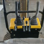 1 Ton, B&S Engine Mini Excavator | AGT-QH12 - Image 6
