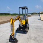 TYPHON TERROR X STORM Mini Excavator – 1 Ton Trench Digger with Canopy, Hydraulic Thumb Clip, Bucket USA - Image 5