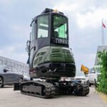 TYPHON TERROR XXV Diesel Mini Excavator 2.7 Ton, 25.1 hp Kubota D1105 RetractableTracks, AC Cabin - Image 14