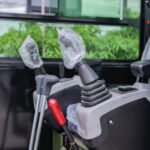 TYPHON TERROR XXV Diesel Mini Excavator 2.7 Ton, 25.1 hp Kubota D1105 RetractableTracks, AC Cabin - Image 20