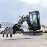 TYPHON TERROR XXV Diesel Mini Excavator 2.7 Ton, 25.1 hp Kubota D1105 RetractableTracks, AC Cabin - Image 7