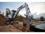 E32 Compact Excavator - Image 4