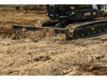 E32 Compact Excavator - Image 9