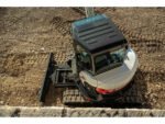 E10 Compact Excavator - Image 18