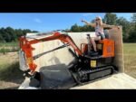 AX-16 | 23 HP 1.3 Ton B&S Engine Mini Excavator - Image 11